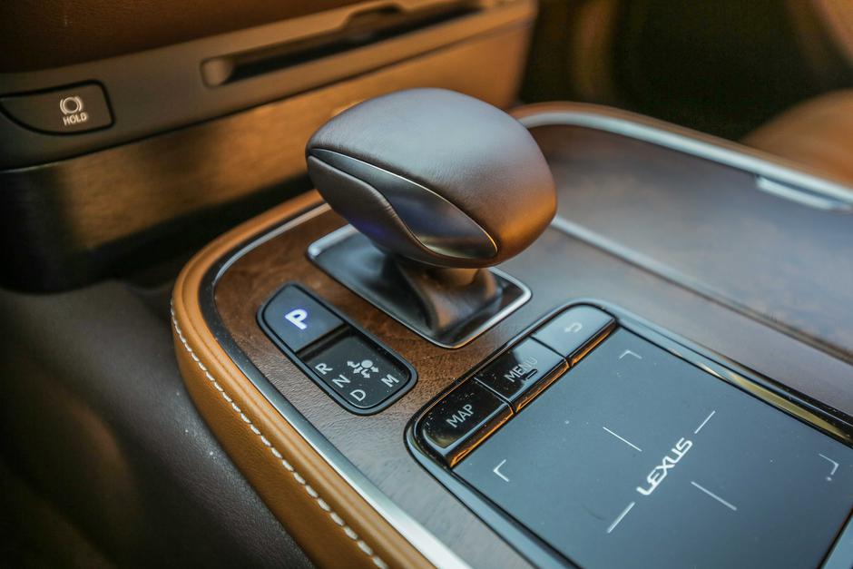 Lexus LS | Avtor: Saša Despot