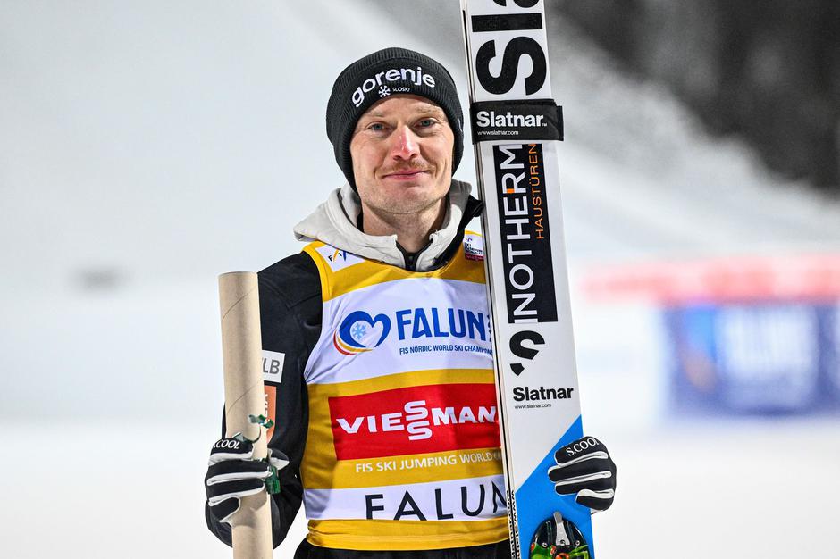 Domen Prevc in Anže Lanišek | Avtor: Profimedia