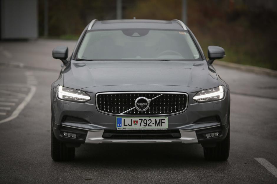 Volvo V90 cross country | Avtor: Saša Despot