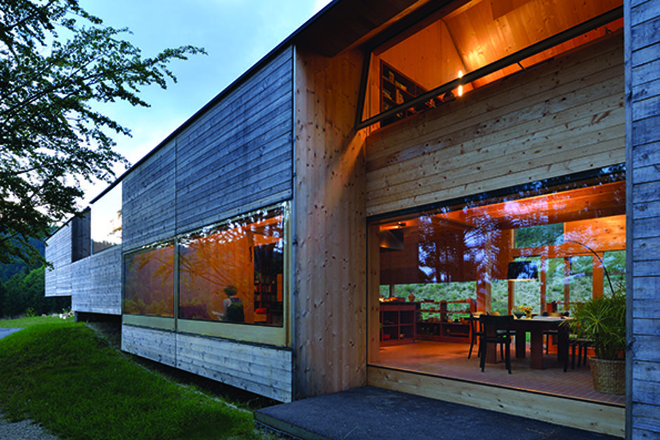 lesena hiša | Avtor: Miran Kambič