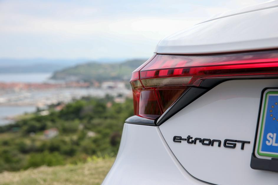 Audi e-tron GT quattro