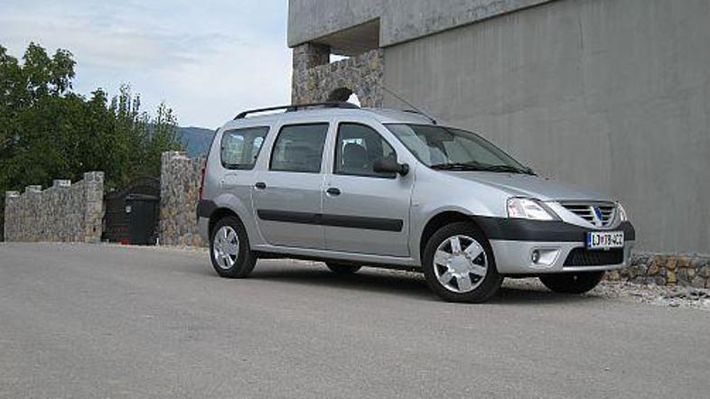 Družili smo se z dacio logan.