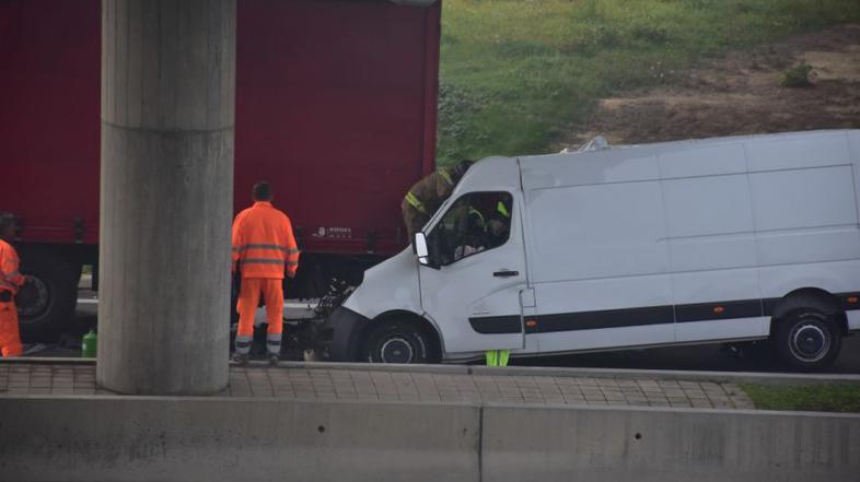 Nesreča pred cestninsko postajo Dragotinci