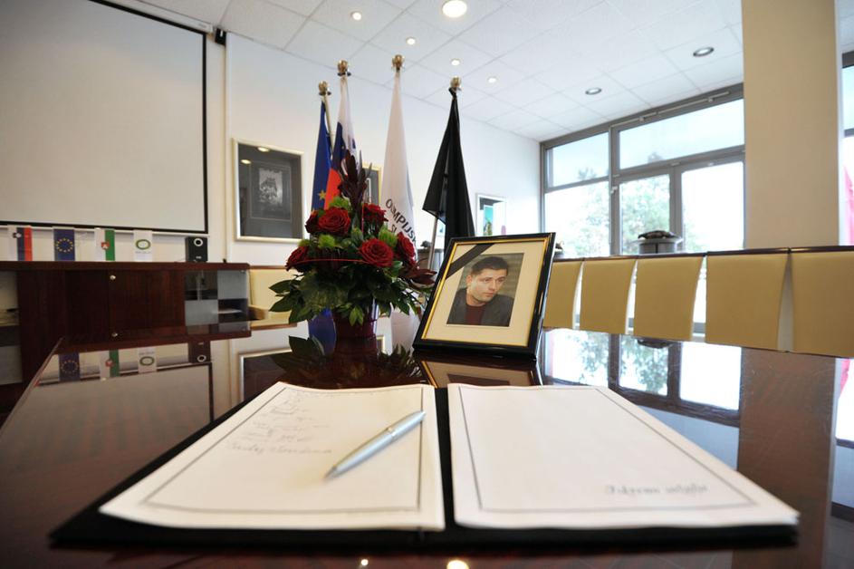 Iztok Puc žalna knjiga