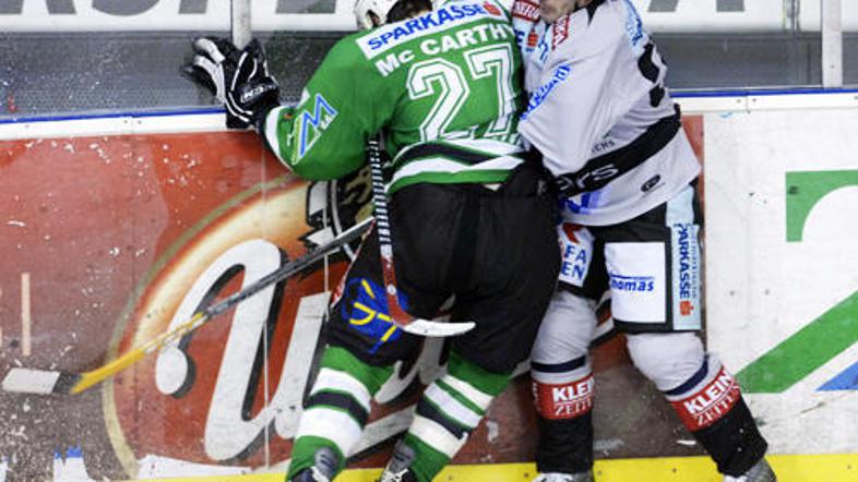 Ivo Jan (desno) je graški dres letos zamenjal za ljubljanskega.