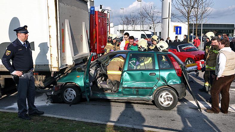 prometna nesreča celovška Ljubljana