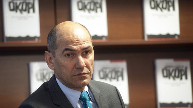 slovenija 17.03.14, Janez Jansa, predstavitev knjige, Okopi, dopolnjena izdaja, 