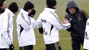 Mourinho Ramos Ozil Oezil Özil Real Madrid Valdebebas trening pred El Clasicom