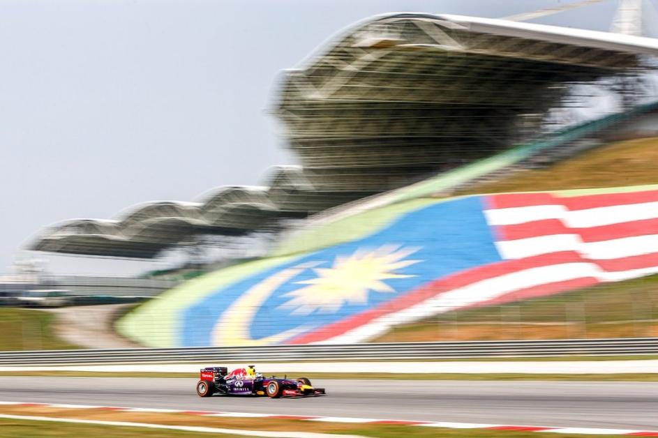 Vettel Red Bull VN Malezije Malezija trening Sepang formula 1