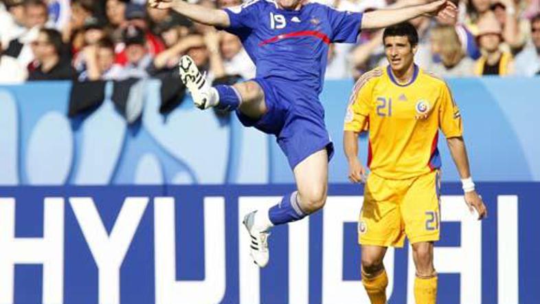 Willy Sagnon (Francija) in Daniel Niculae (Romunija); oba sta "porumenela".