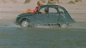 Citroën 2CV je preprost avtomobil z veliko duše. (Foto: Citroën)