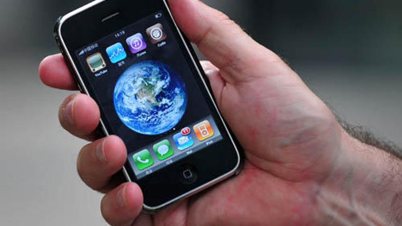 IPhone naj bi uporabljalo že več kot 2 milijona ljudi.