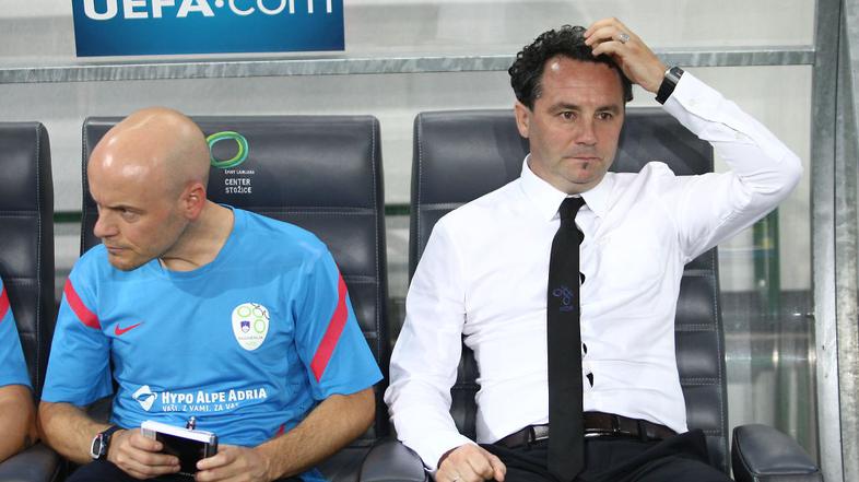 stojanović usnik slovenija romunija nogometna reprezentanca