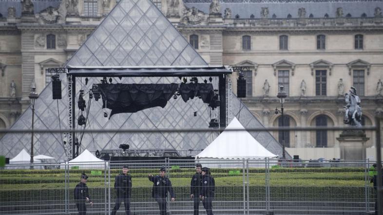 Louvre