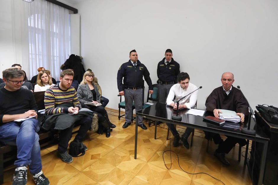 Stefan Cakić, osumljen umora igralca Gašperja Tiča | Avtor: Anže Petkovšek