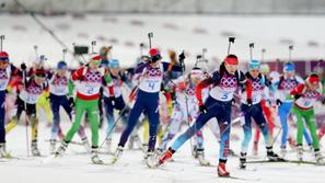 biatlon skupinski start ženske Soči 2014