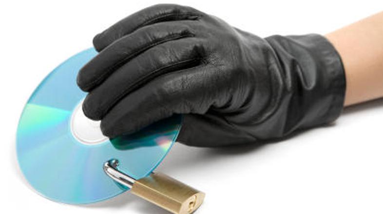 Nekoč nezakonito presnemavanje avtorske glasbe bi lahko čez čas postalo popolnom