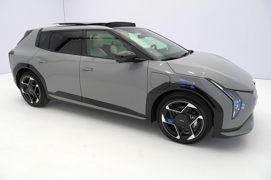 kia EV4