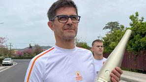 Kranjski župan Matjaž Rakovec med prvimi nosilci olimpijske bakle