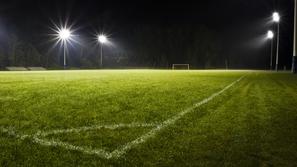 stadion reflektorji