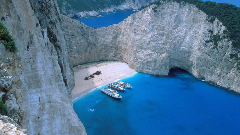 Navagio Beach, Zakynthos, Grčija