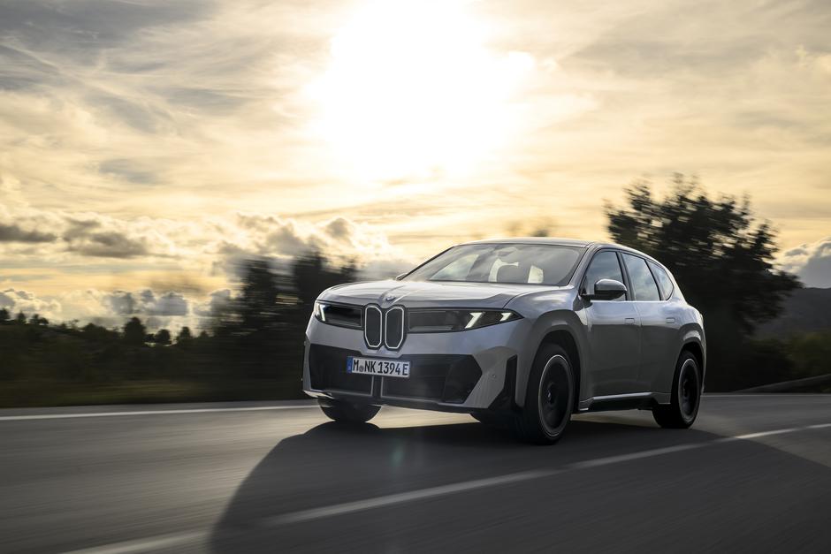 BMW iX3 50 xDrive | Avtor: BMW