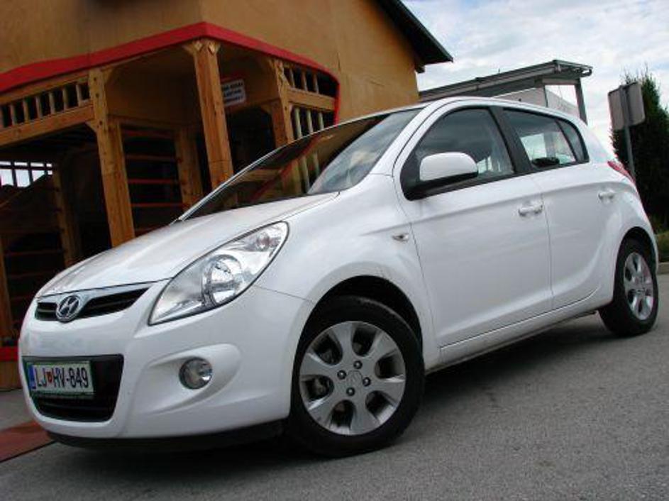 Pohvale letijo na račun enostavnosti in uporabnosti.