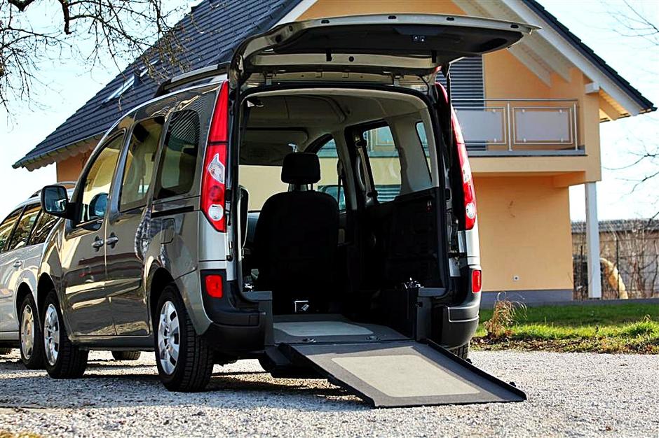 Renault kangoo za invalide | Avtor: Andrej Leban