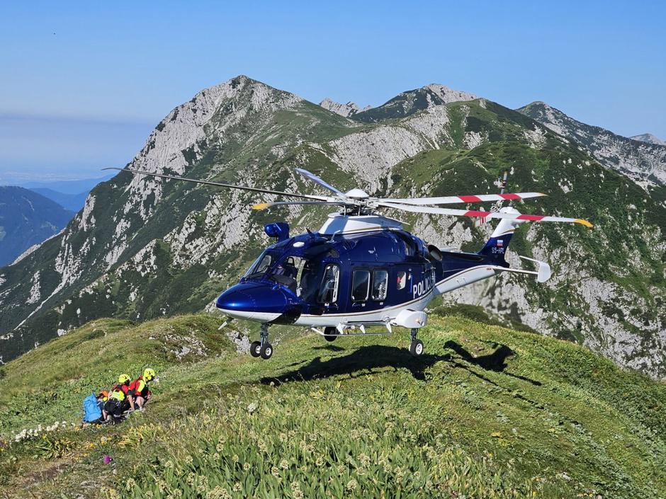 reševanje v gorah policijski helikopter | Avtor: GRS Tolmin