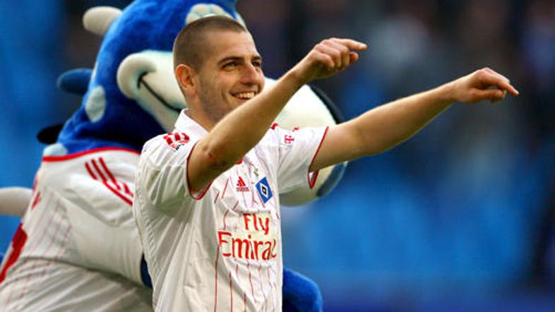 Zmago je Hamburgu z dvema goloma zagotovil Mladen Petrić.