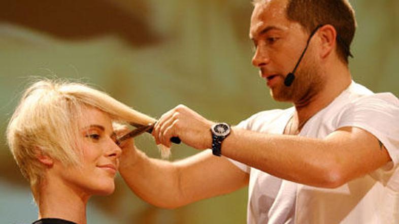 Davčni inšpektorji so pri frizerjih ugotovili, da se računi običajno izdajajo sa