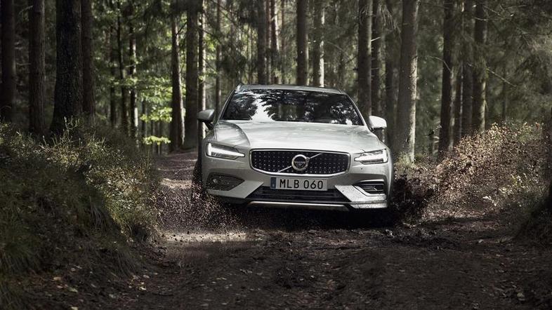 Volvo V60 cross country