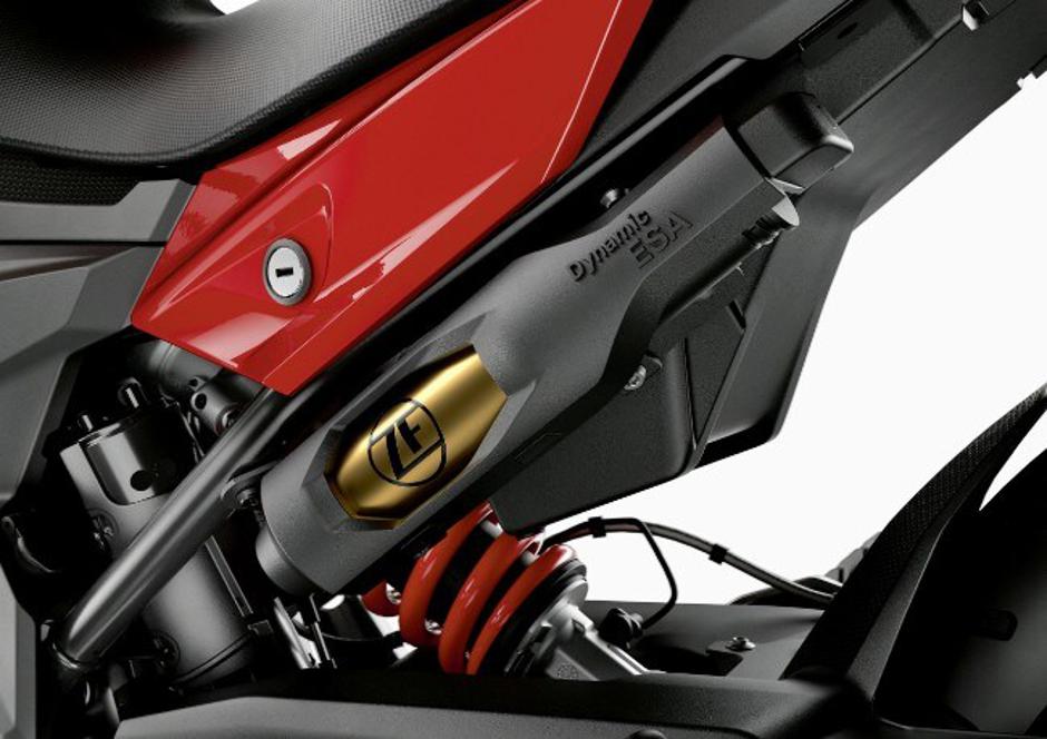 BMW F 900 XR | Avtor: BMW