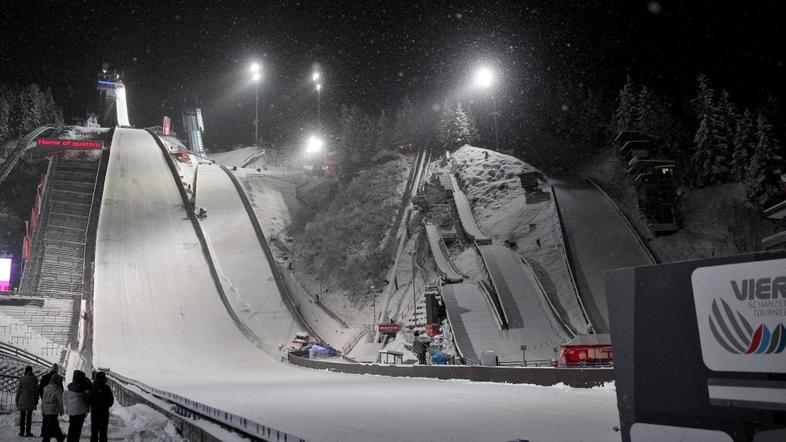 Oberstdorf novoletna turneja Schattenbergschanze