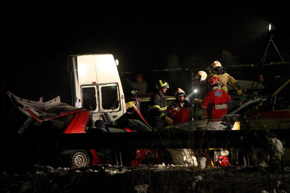 prometna nesreča, dolenjska avtocesta, nalet, vozila | Avtor: Žurnal24 main