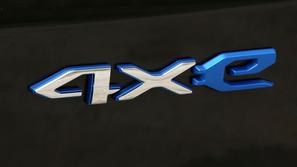 jeep renegade in compass 4xe