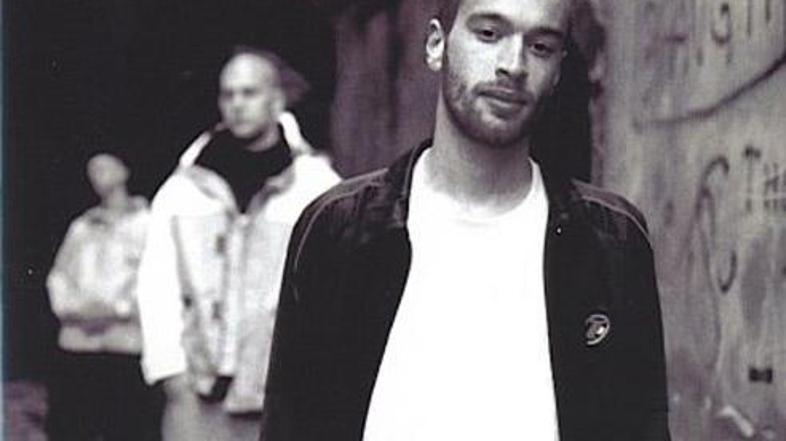 "S tem albumom se ljudje poistovetijo predvsem zato, ker je preprost," je o svoj