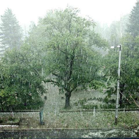 Neurje in toča