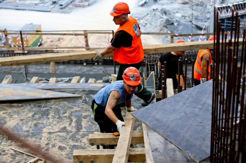 sp 2018 lužniki stadion rusija delavci | Avtor: EPA