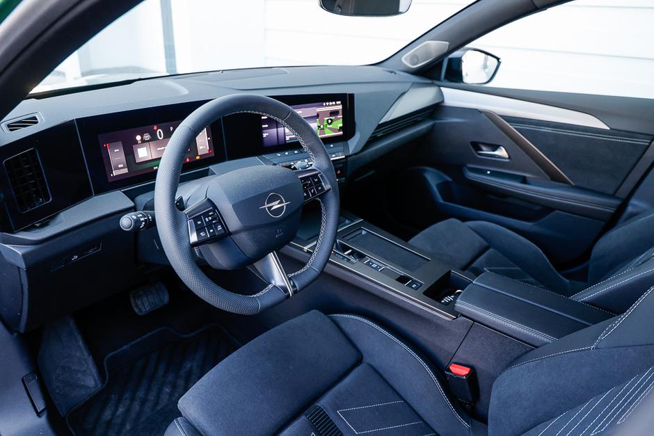 Opel Astra ST | Avtor: Saša Despot