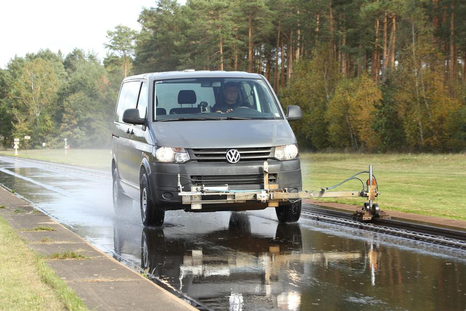 AMZS test pnevmatik | Avtor: AMZS