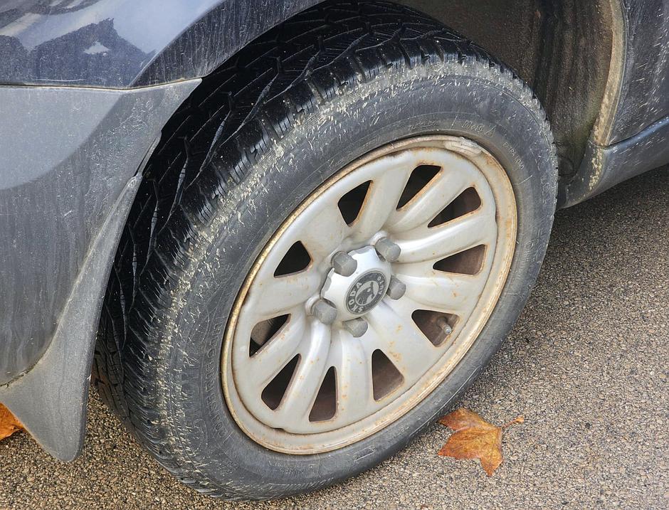 pnevmatike, gume | Avtor: Matija_Janežič