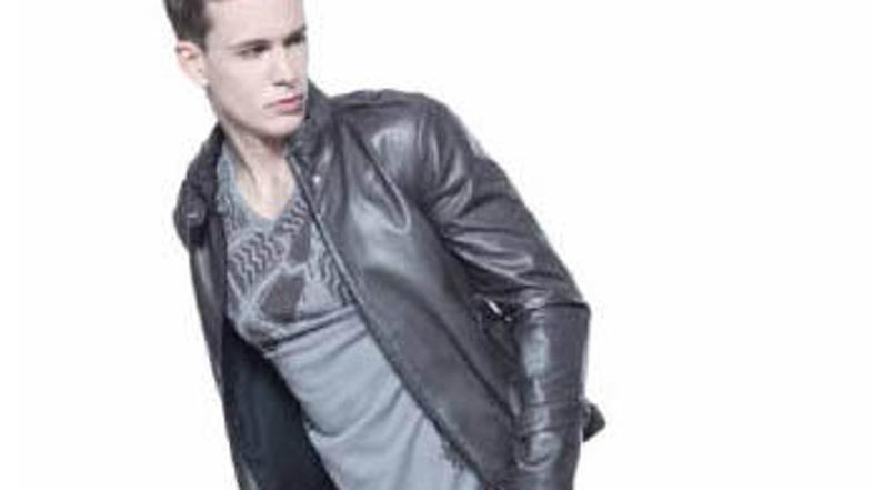 Žiga Trkulja je nov obraz Oktobrove kolekcije jesen-zima 2009/10.