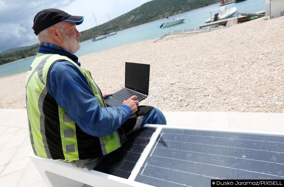 Pametna klop  | Avtor: Duško Jaramaz/PIXSELL