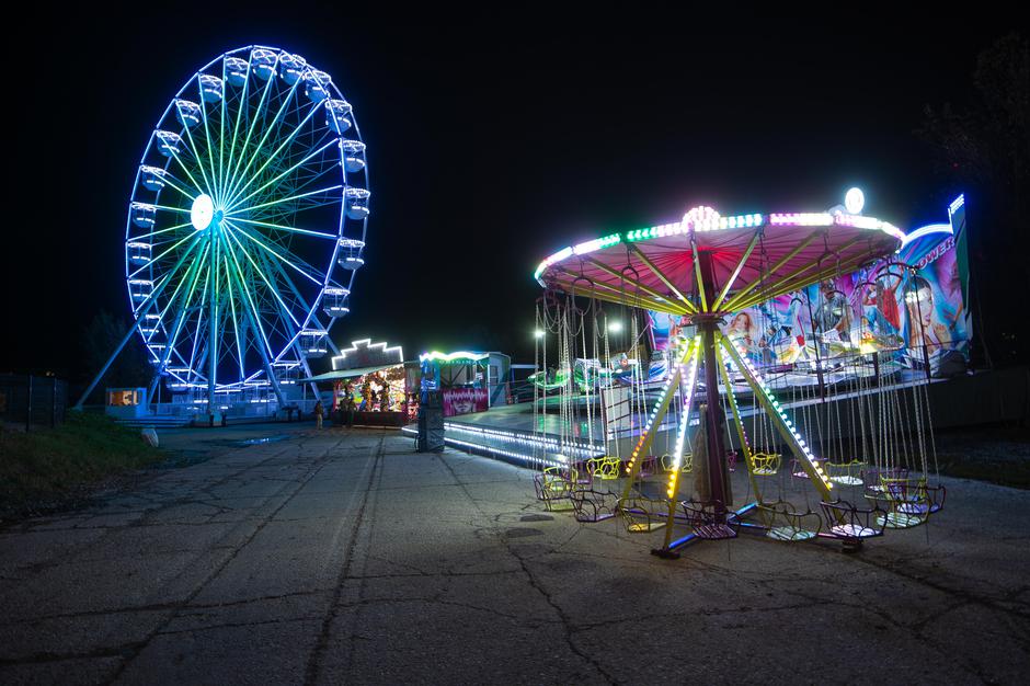 Lunapark | Avtor: Anže Petkovšek