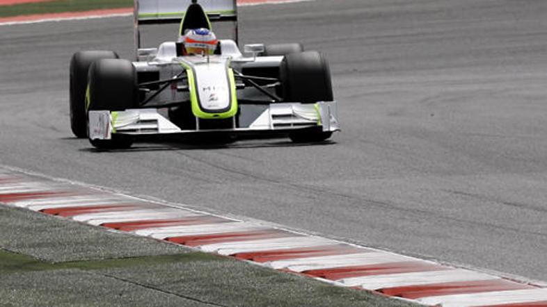 Button je dejal, da novosti na Brawnu bolj odgovarjajo Barrichellovem stilu vožn