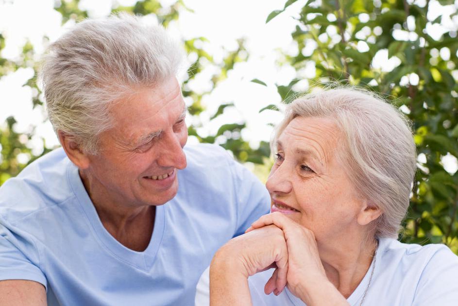 moški, ženska, starejši par