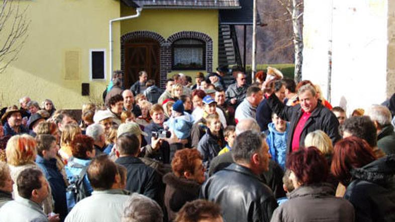 Zmagovalna slika natečaja Žurnalov paparaco