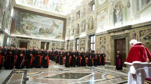 Nagovor papeža kardinalov
