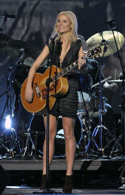 country music awards Gwyneth Paltrow